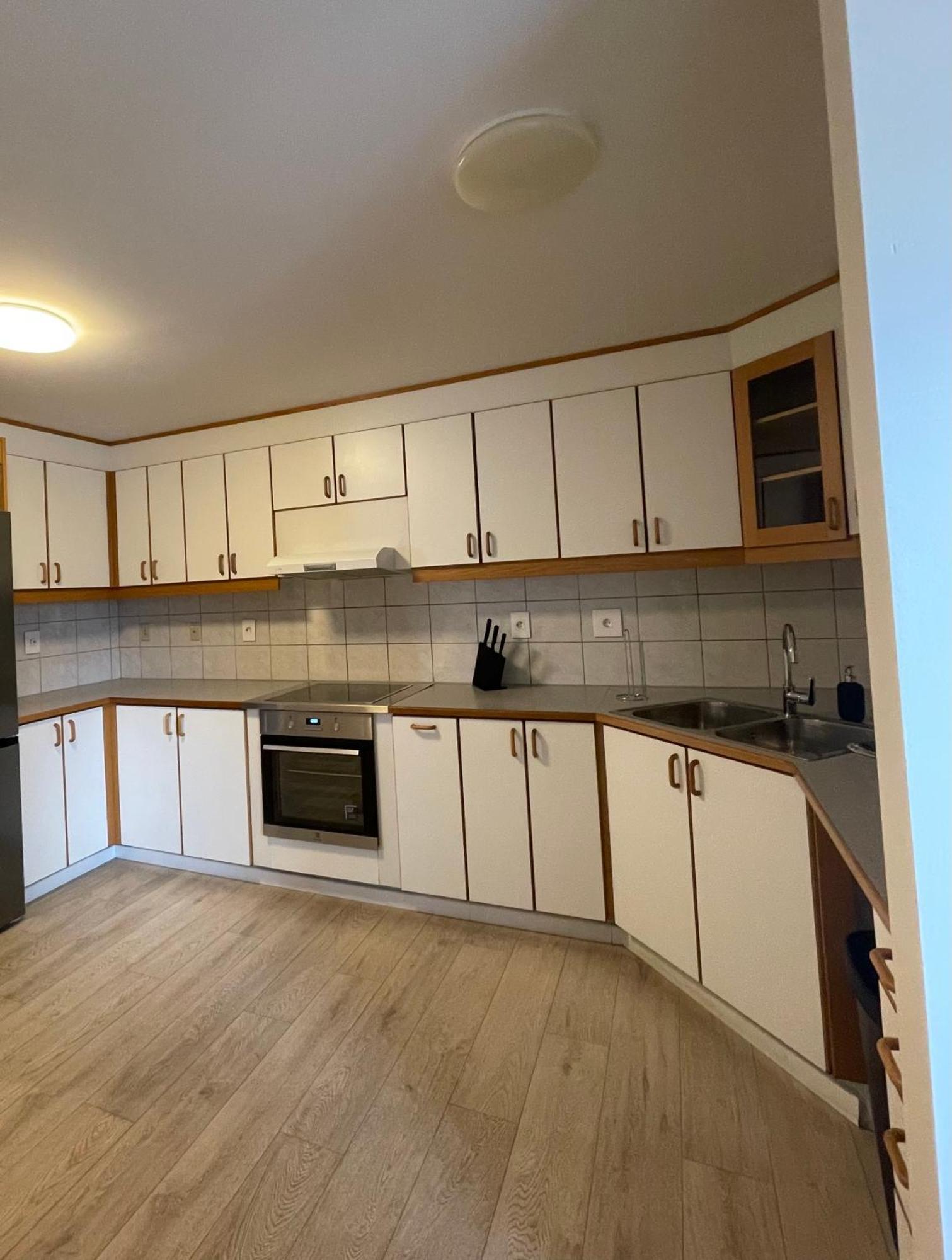 Iq Apartments 1 Keflavík Eksteriør bilde
